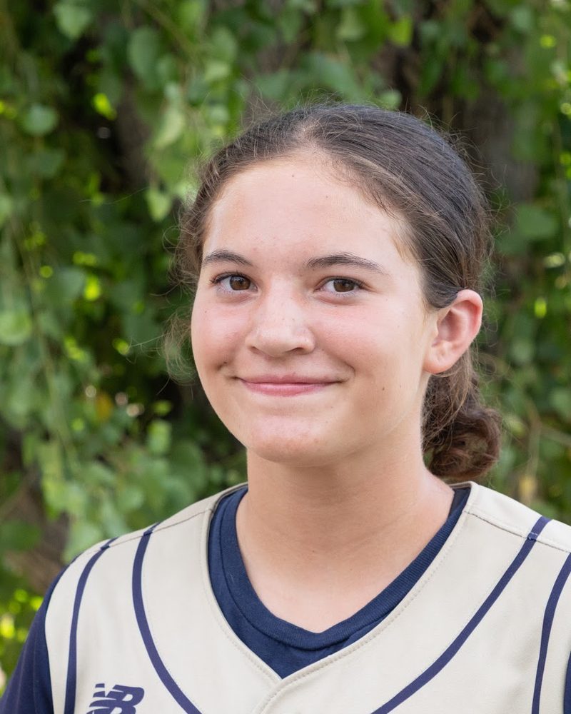 Aubree Hellinger, #11, P / UTIL, Foothill Gold 2030